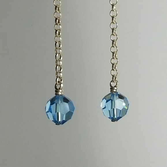📮SOLD📮Stunning Swarovski Crystal Earrings - Picture 2 of 4